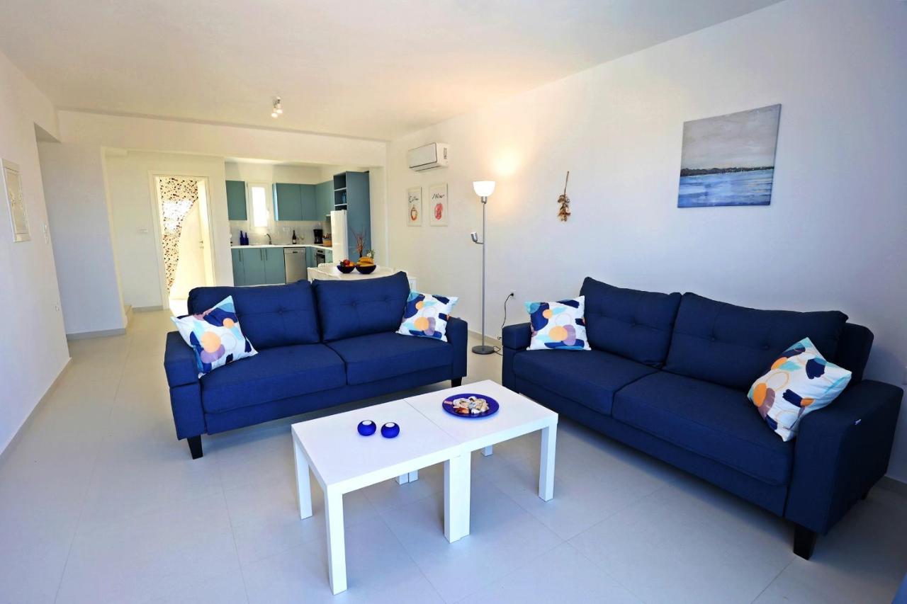 Xenos Villa 6 With A Private Pool Near The Sea Tigaki Extérieur photo