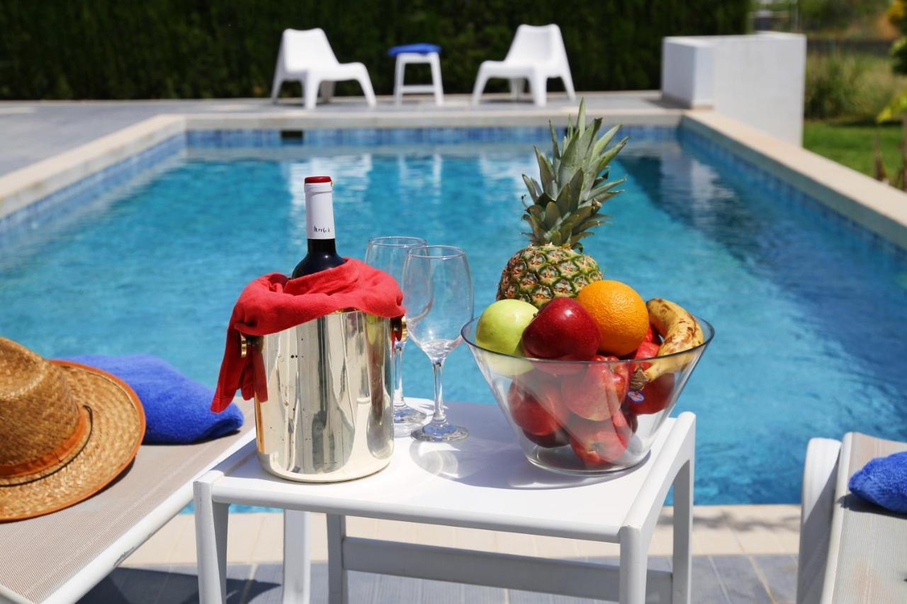 Xenos Villa 6 With A Private Pool Near The Sea Tigaki Extérieur photo